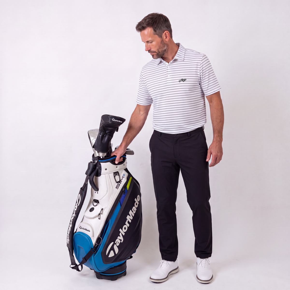 Hvid og sort stribet golf polo til herre fra Align Golf