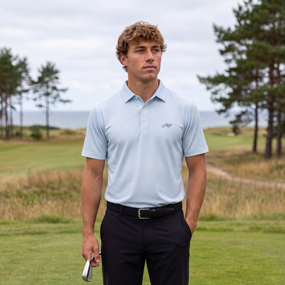 Lyseblaa golf polo til herre fra Align Golf